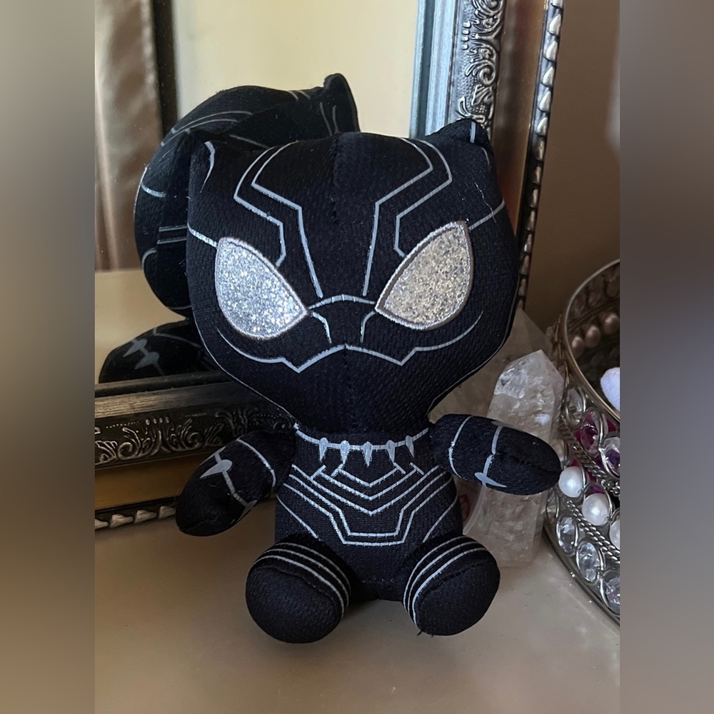 TY 2018 Marvel Beanie Babies BLACK PANTHER